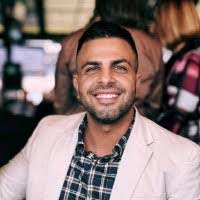 Elie Ayoub's Instagram, Twitter & Facebook