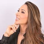 Lori Palomo's Instagram, Twitter & Facebook