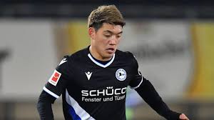 Submissions both in german and english are very welcome. Arminia Bielefeld Ritsu Doan Suffers A Concussion Ruetir