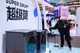 TCL实业AWE 2026焕新打造品牌活力乐园，“屏显+AI”让智慧生活触手 ...