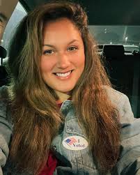 Danielle Derby l Philly Blogger (@younganxiousandthriving) · Instagram 照片和视频