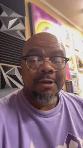 Promoting the Kickstarter while selling back issues.