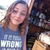 Jillian Boettcher's Instagram, Twitter & Facebook