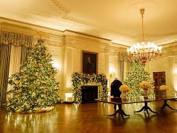 Christmas trees, wreaths, garland, colorful lights, gingerbread houses, and more. In Pictures 2020 White House Christmas Decorations News Photos Gulf News