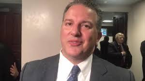 Darryl Worrell's Instagram, Twitter & Facebook