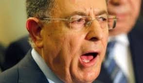 كبير كهنة...