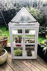 It also meant that the structure could be both long (up to 50 feet). 30 Diy Backyard Greenhouses How To Make A Greenhouse