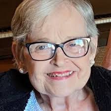 Cheryl Bott's Instagram, Twitter & Facebook