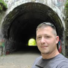 Anyone know where in this order this washer goes? Ex800?