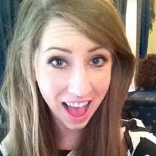 Danielle Lincoln (daniellelincoln)