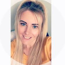 Robyn Lomax (@LomaxRobyn)