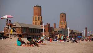 Top 5 Beaches Near Nyc Jacob Riis Park Nyc Beach Park