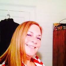 Toni Wolfe's Instagram, Twitter & Facebook