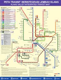 Selama disana, saya dan keluarga memang hanya menggunakan transportasi publik ketimbang menyewa mobil tertentu (bas persiaran) yang. Klia Train Tunnel Time