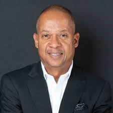 Jason Hendren's Instagram, Twitter & Facebook