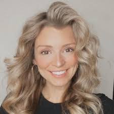 Heather Linkous's Instagram, Twitter & Facebook