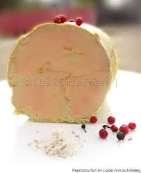 Foie Gras Maison Poche Recette Facile Pour Un Foie Gras Divin Et Reussi Les Epices Rient Recettes De Cuisine Recette Cuisine Et Boissons