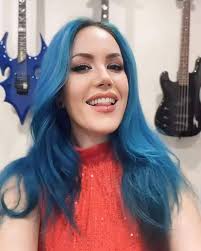 Zora, singer of Blackbriar