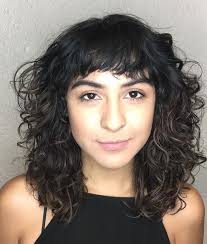 Look no further if you are looking for a curly hairstyle that allows you to showcase your fringe hair. 10 Beautiful Curly Hairstyles With Straight Bangs Wetellyouhow