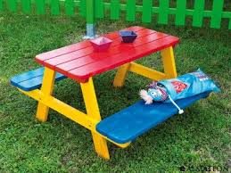 table de pique nique pour enfants en bois fourmi almateon table de pique nique jeux enfants balancoire enfant