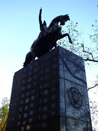 Enjoy the urban adventure of new york from the beating heart of the city and make central park your own personal garden from which to learn english. Jose De San Martin Statue In New York City New York City York City Statue