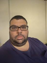 Am I single? Or desperate! Because at 43 I have no children and feel  isolated! 😢🤕💔😭