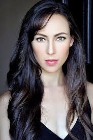 Ursula Mills's Instagram, Twitter & Facebook