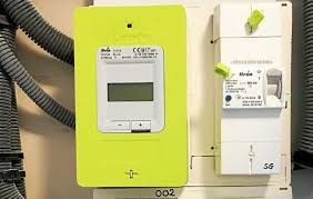 Lorsque le compteur linky n'est pas accessible sur le domaine public, un particulier est libre d'accepter ou non le passage d'un installateur sur sa propriété et donc le remplacement de son. Refus Du Compteur Linky Est Ce Vraiment Une Bonne Idee