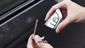 Bmw 5 Series Unlocking Vehicle Doors When Key Fob Is Out Of Battery Youtube