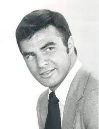 His collection of western art pervades the house, even in rooms where its presence is but a. Burt Reynolds Simple English Wikipedia The Free Encyclopedia