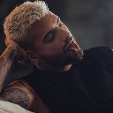 And in response to his blonde locks, maluma is receiving a lot of love from his celeb pals. Maluma Youtube Beautiful Men Faces Blonde Guys Mens Haircuts Fade
