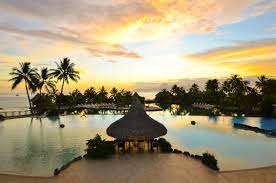Swimming Pool Of The Intercontinental Tahiti Resort Spa Tahiti Vacations Tahiti Resorts Tahiti