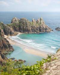 Weekend Wonders 26 With Over 300 Beaches In Cornwall Finding Hidden Coves Is All Part Of The Adventure Ped Pedn Vounder Beach Weather Canopy And Stars