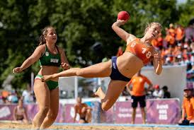 The norwegian handball federation publicly announced their support for the team and tennis legend billie jean king wrote on twitter that the sexualization of women athletes must stop while noting that the men's teams are allowed to wear shorts. Ifj Zvqsxx5pcm