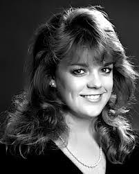 Nanette Hudson's Instagram, Twitter & Facebook