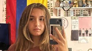 Jocelyn Walter's Instagram, Twitter & Facebook