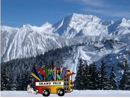 Deja, pe multe trasee, acestea nu mai circulă și, pe măsură ce le vor expira licențele, se vor retrag. Autocare Predeal Bucuresti Cfr Constanta Cluj Napoca