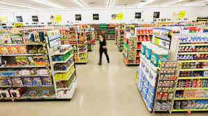 Dollar General Moves Into Home Decor And Party Supplies Dollar General Has A New Strategy To Win Wealthier Shoppers Cnn Business