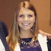 100+ perfiles de «Casandra C.»