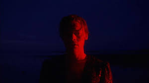 Harry Styles Lights Up Mv Harry Styles Photoshoot Harry Styles Harry Styles Songs