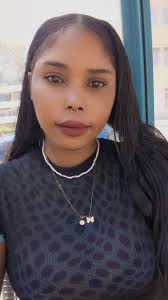 La Bella Dennis (@labellaroszy)