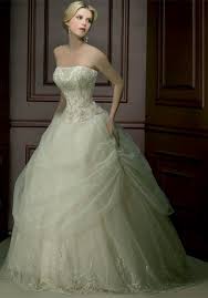 I Think This Is What I Want Maybe Modern Victorian Wedding Dress Wedding Dresses Beaded Gowns Pretty Dresses