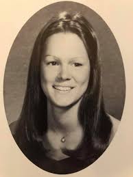 🎓In support of this year's Seniors Of 2020 share YOUR senior pictures no  matter how old you are. Come