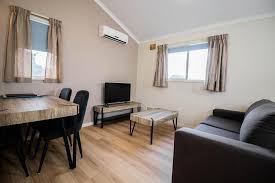 Resort Village Albany Gardens Tourist Park Australia Booking Com