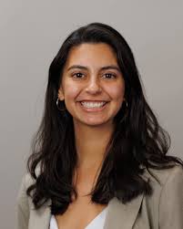 Karen Loya's Instagram, Twitter & Facebook