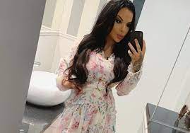 •polish•english•🇪🇸spanish 💉🤍 @glamour_clinic_monikagodlewska medycyna estetyczna ☎️ 537 875 566 aesthetic nurse 💉 📧 monikagodlewska.244@icloud.com. Esmeralda Godlewska Kusi Biustem Na Instagramie Wrocila Po Dlugiej Przerwie Obcas Pl