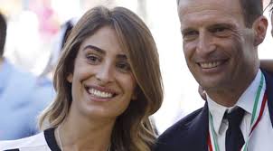 Historical records matching massimiliano allegri. Valentina Allegri Dalla Rottura Con Barone Al Rapporto Con Ambra Angiolini