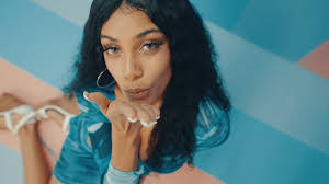 Angel Li's Instagram, Twitter & Facebook