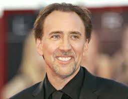 Nicolas cage imbues his normal characters with strange tics and habits, so when given the chance to actually play a guy with obsessive compulsive disorder he takes things to the limit of what's. Nicolas Cage Lehnte Hauptrolle In Der Herr Der Ringe Trilogie Ab Kino De
