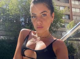 The reality tv candidate and benoît paire have been in a relationship for six months, specify our colleagues. Benoit Paire Apres Marine El Himer L Ex De Shy M Se Montre Proche D Une Nouvelle Candidate De Tele Realite